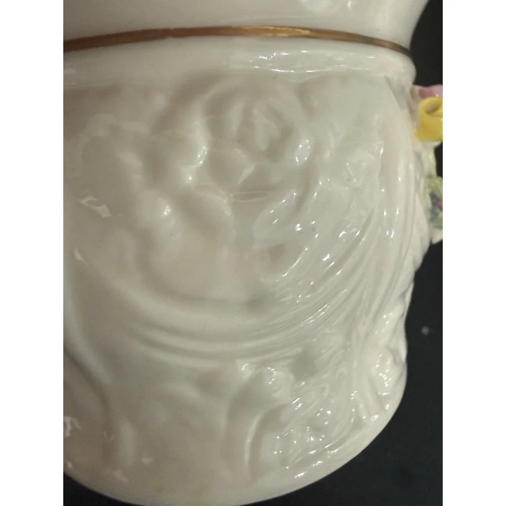 Vintage Belleek Irish SERENITY Tulip Votive Candleholder Mint!
